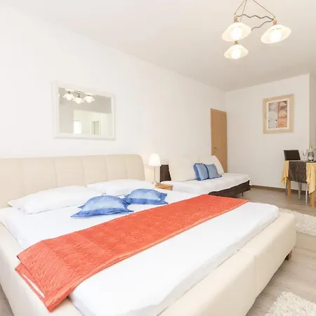 Linda Sonnenschein Appartement *